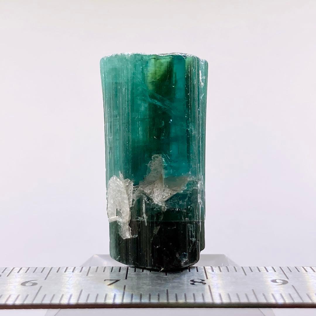 『インディゴライト』　トルマリン　原石　鉱物標本　天然石　109