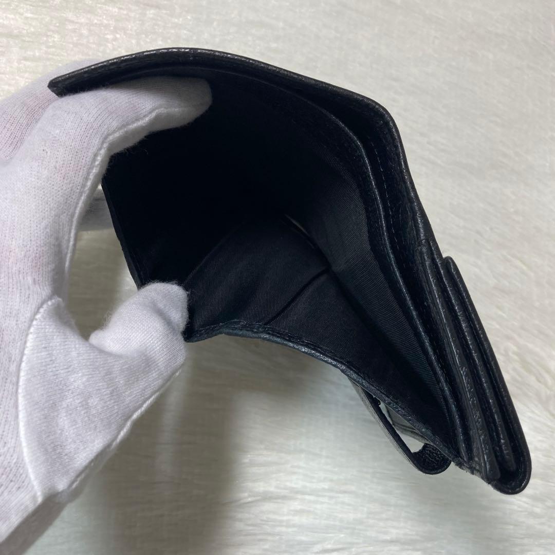 早い者勝ち　即売　GUCCI グッチ　シルバー金具　レザー　折り財布　黒　ホック