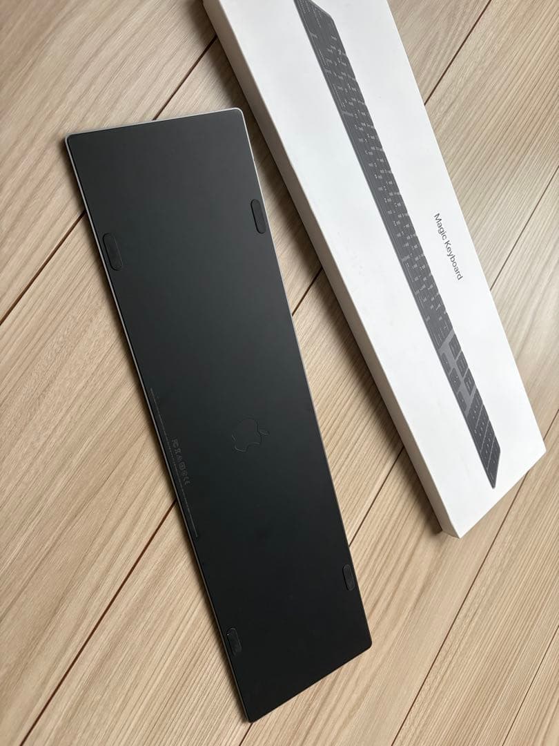 セット: Magic Trackpad & Magic Keyboard