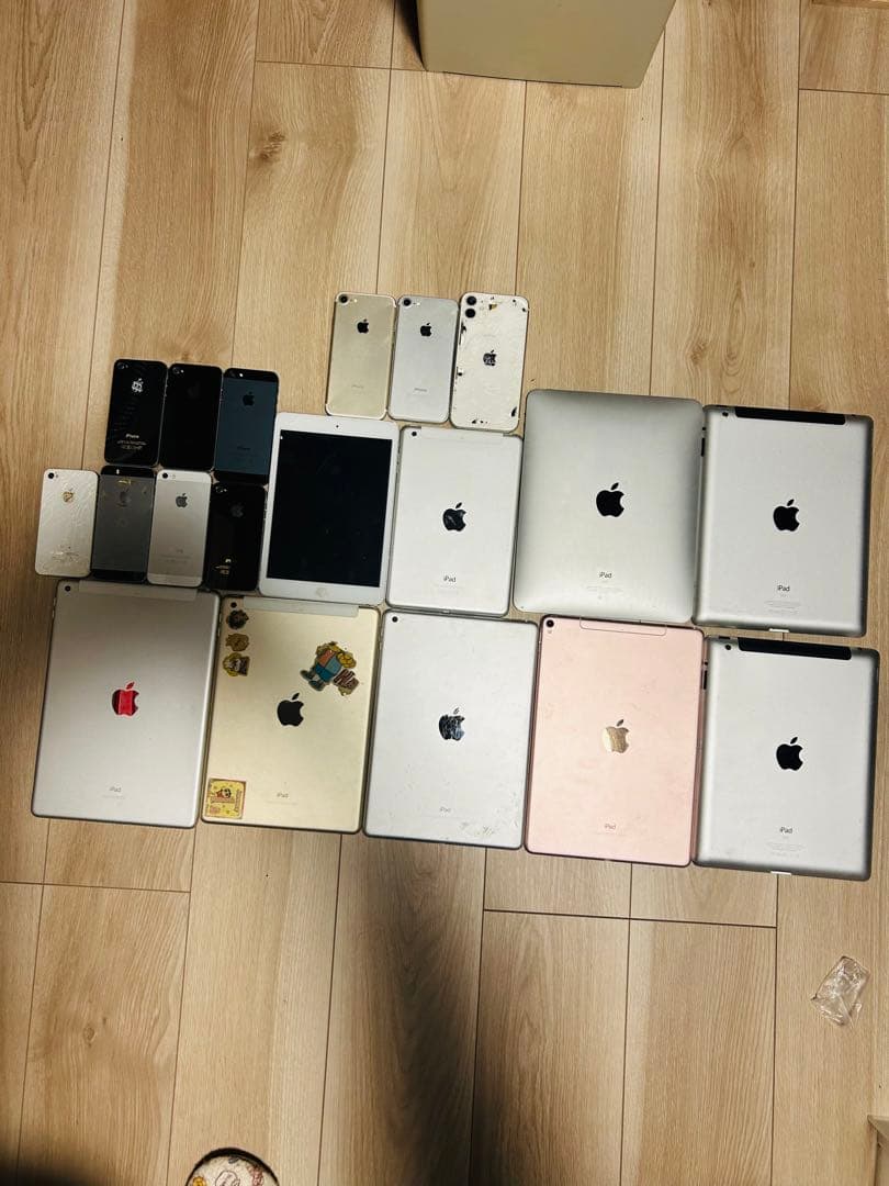 iPadとiPhoneのセット ジャンク