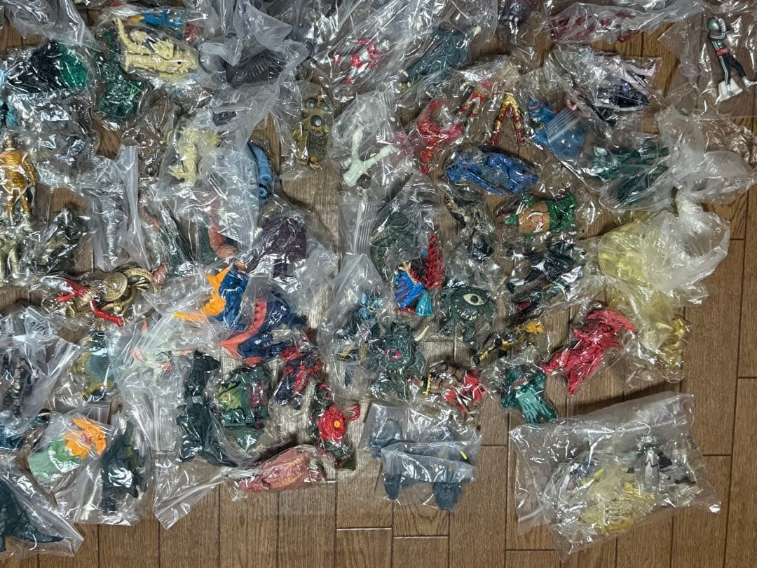 HGシリーズ ウルトラマン 250体 セット フィギュア ジオラマ ジャンク品