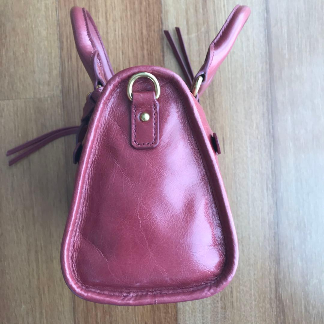 ミュウミュウ　ハンドバック　ショルダーストラップ付き　ローズピンク