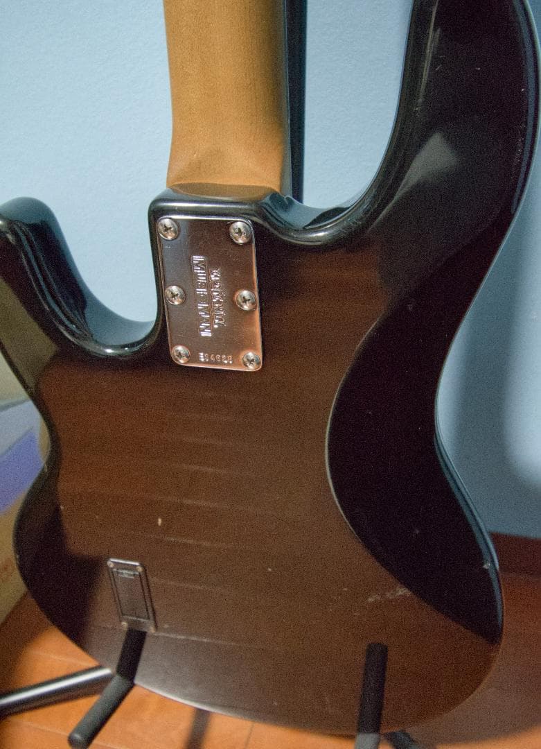 MUSIC MAN StingRay USA Black 2002年製