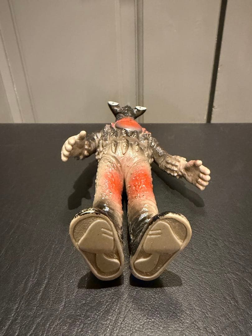 ウルトラマン怪獣　ソフビ　キングザウルス製ペガッサ星人　色も足形足型もレア！