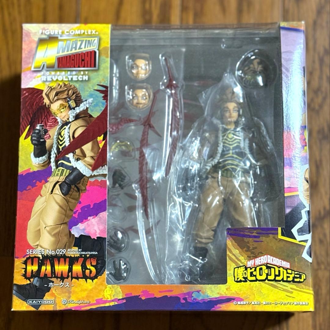 ホークス　リボルテックアメイジング・ヤマグチ　海洋堂