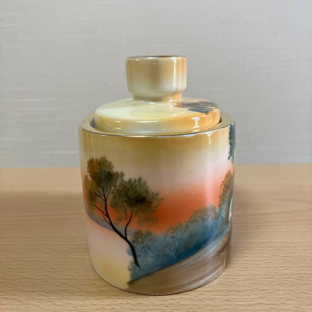 2. オールドノリタケ　蓋つき小物入れ