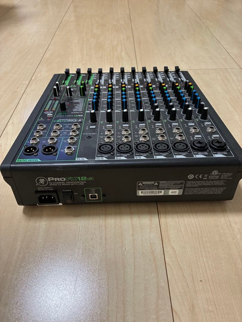 Mackie PROFX12V3 DJミキサー