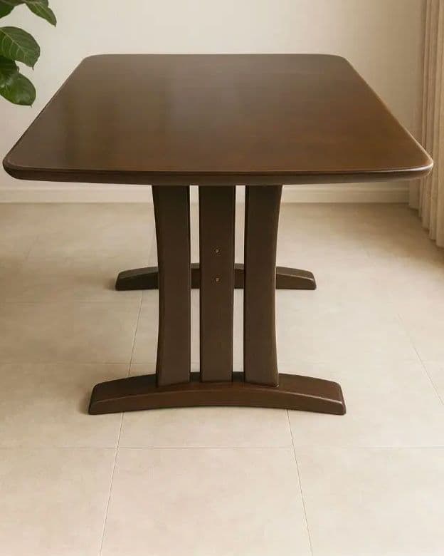 月末セール　KARAダイニングテーブル