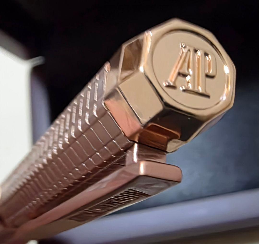 オーデマピゲ　ボールペン　ローズゴールド　箱付き　新品