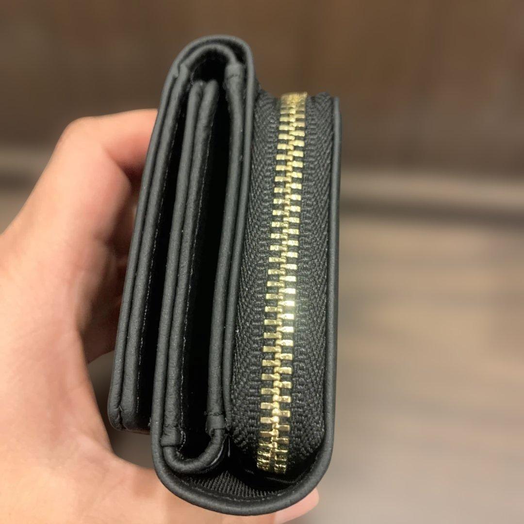 MARY QUANT ハートフロート ミニウォレット（ブラック）