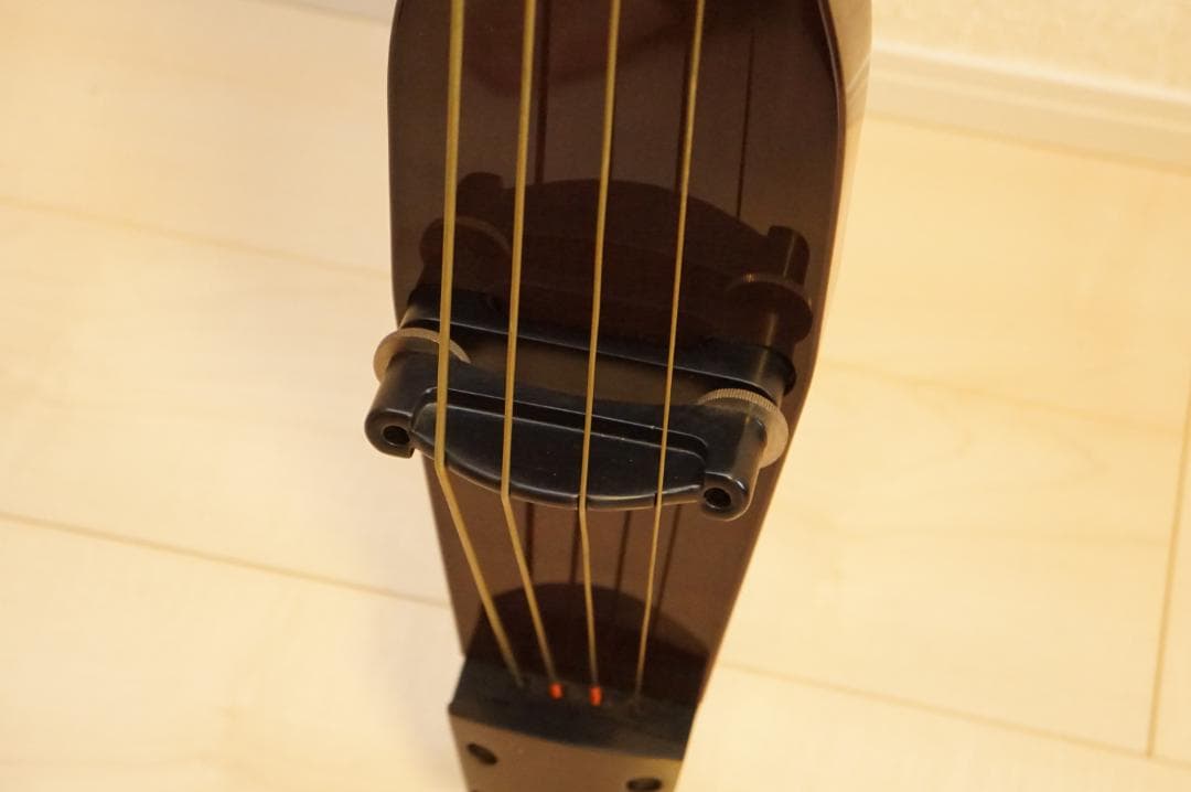 Hallstatt KYB-200 アップライトベース　ケース付き