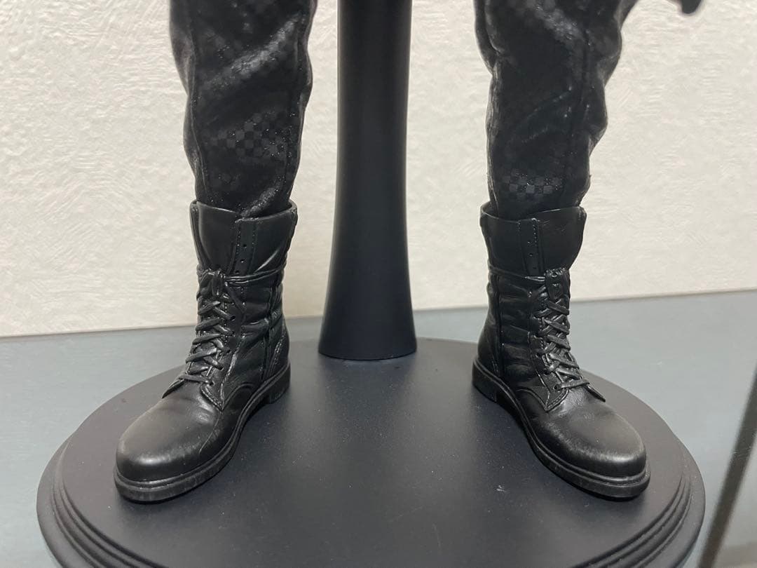 1/6 アルバート・ウェスカー ミッドナイトバージョン ホットトイズ カスタム