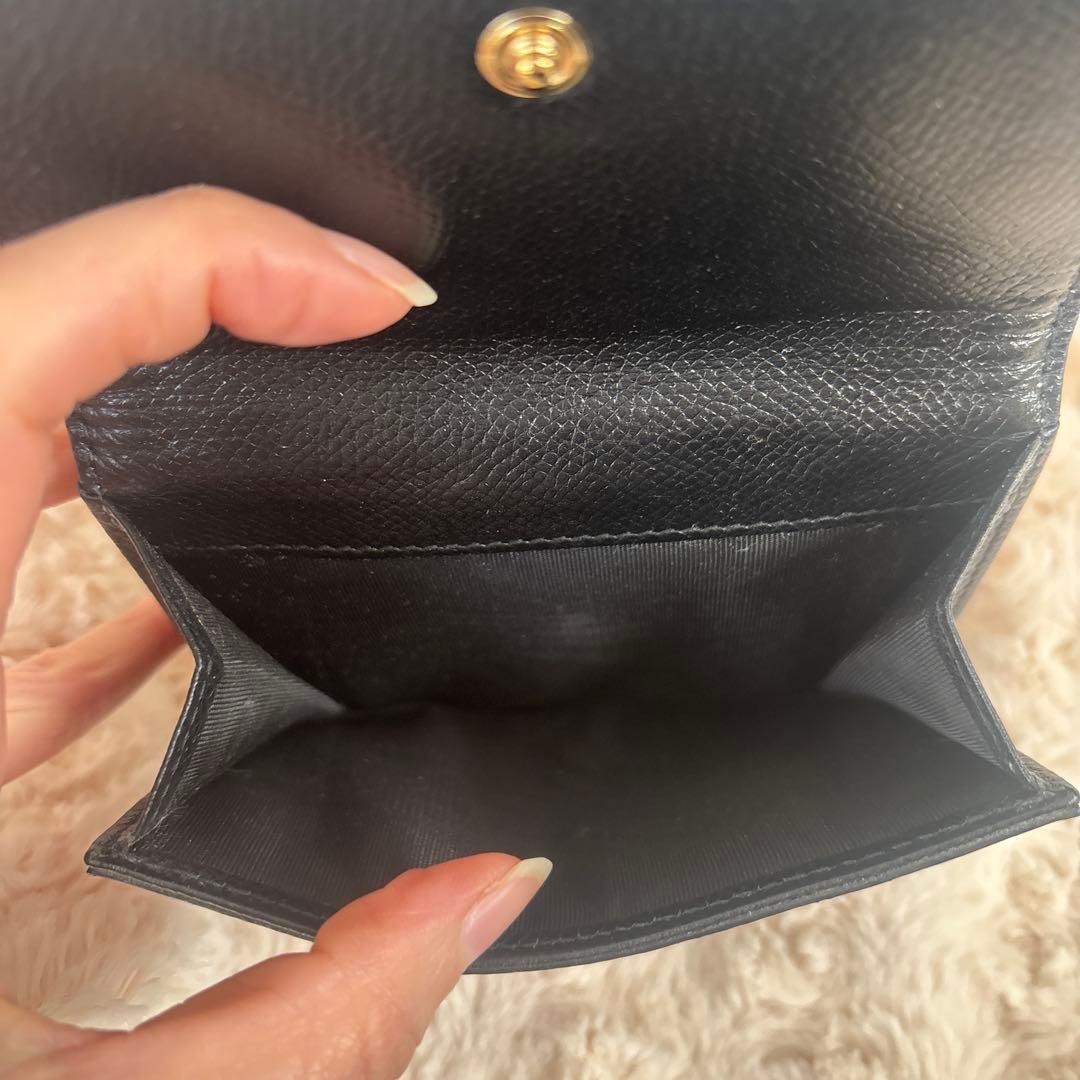 が*る様 Ferragamo ミニ財布　ヴァラリボン　リボン　二つ折り