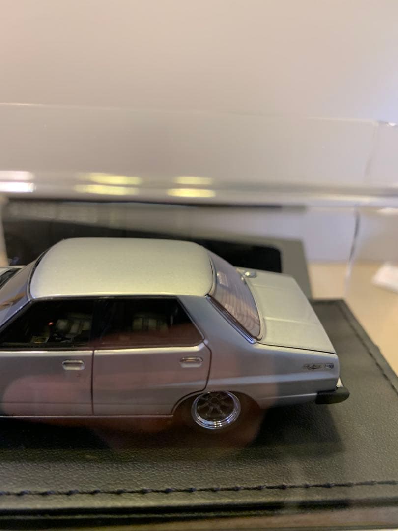 イグニッションモデル　1/43 スカイライン GT-EL (C211) シルバー