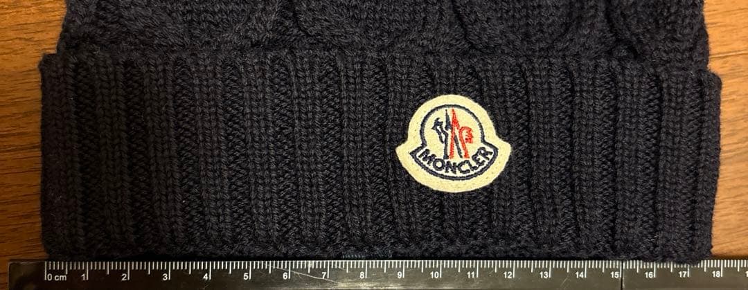 T*9様 モンクレール　ニット帽　Ｍサイズ