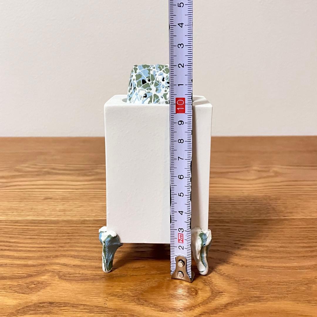 長江重和さん　白磁練上香炉　香炉　「香るかたち」