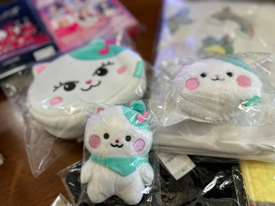 オマケ付／NiziUグッズまとめ