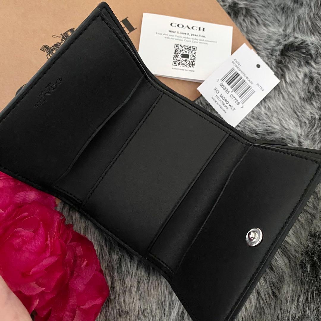 新品☆COACH(コーチ) 折り財布　ブラック　シグネチャー 三つ折り財布