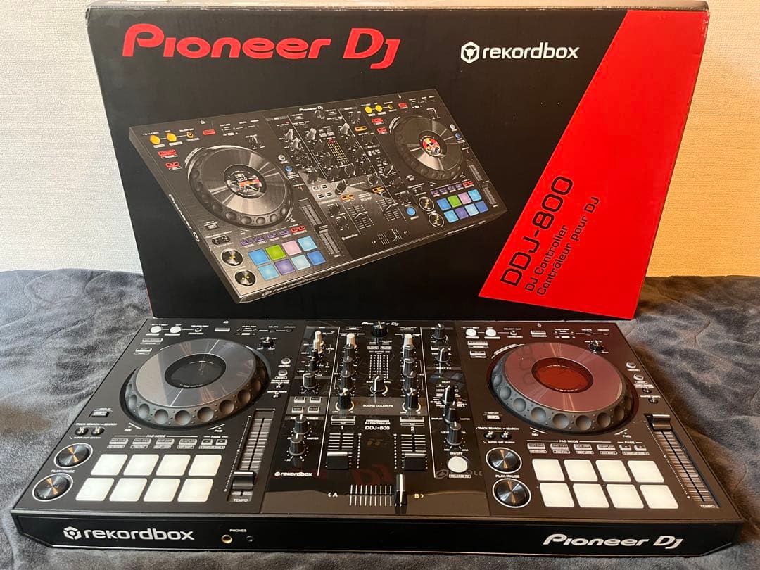 Pioneer DJ DDJ-800 コントローラー