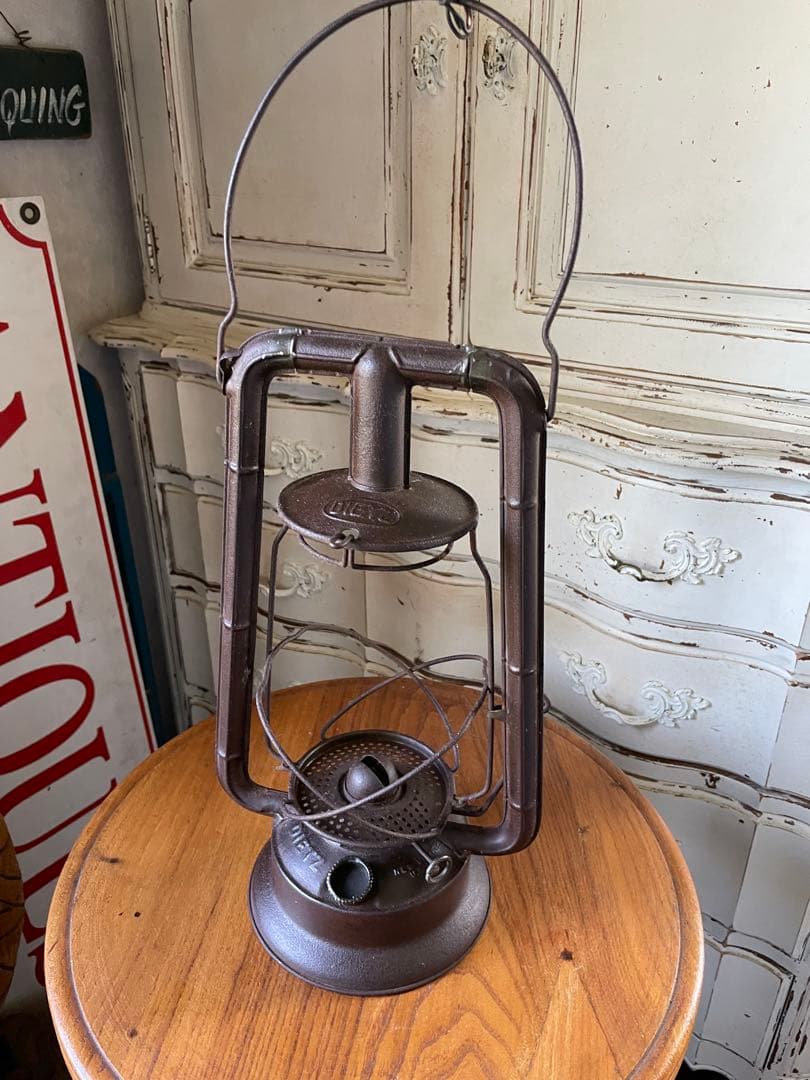 アンティーク　ランタン　デイツ　レッド　オイル　ランプ　100年　アメリカ　レア