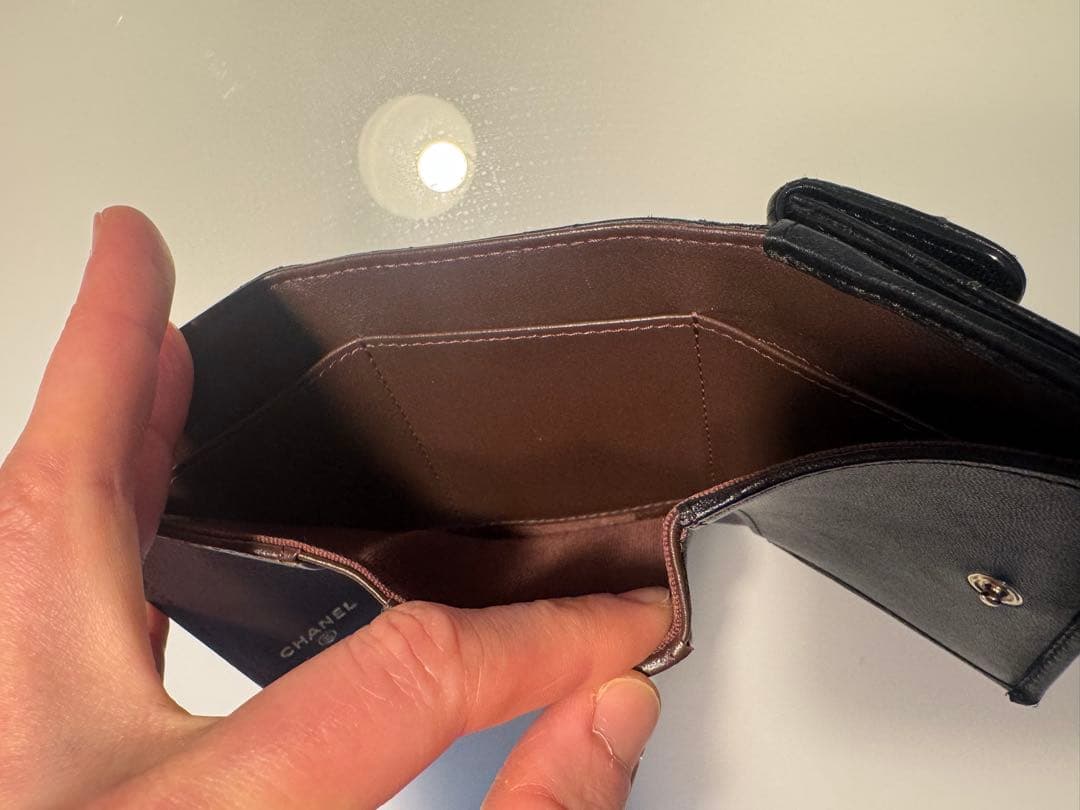 K*様 CHANEL キルティング ブラック 三つ折り財布