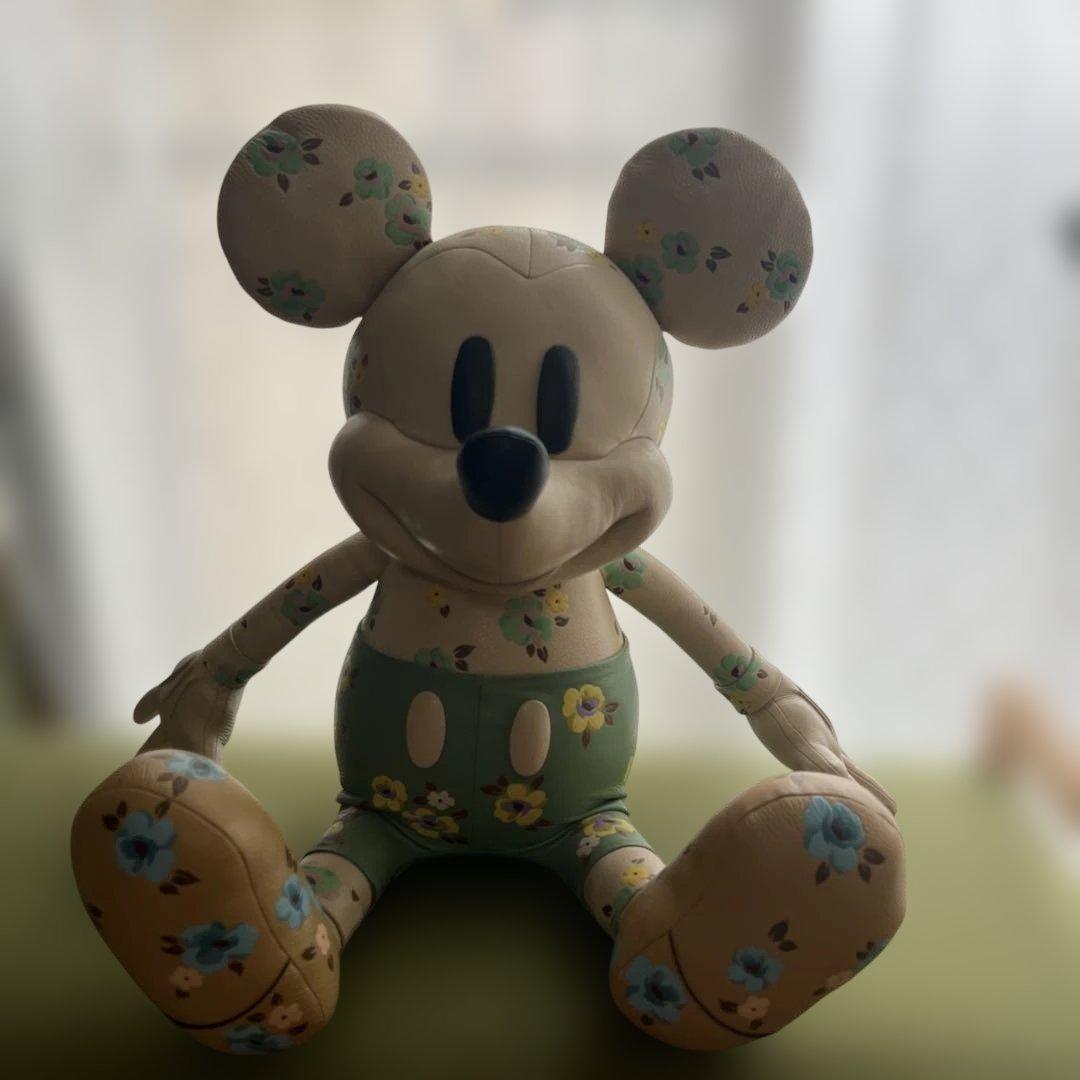 コーチ coach＆Disneyミッキーマウスぬいぐるみ