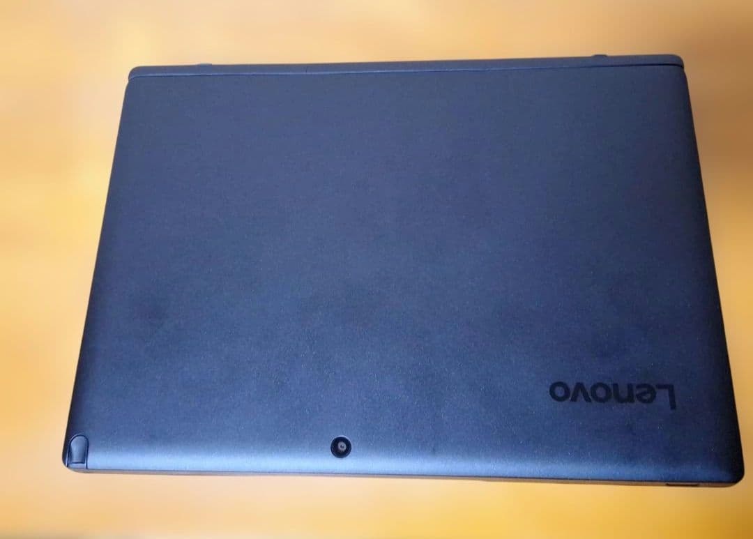 Windowsタブレット本体 Lenovo Tablet 10 (N4100 / 8GB / 128GB)