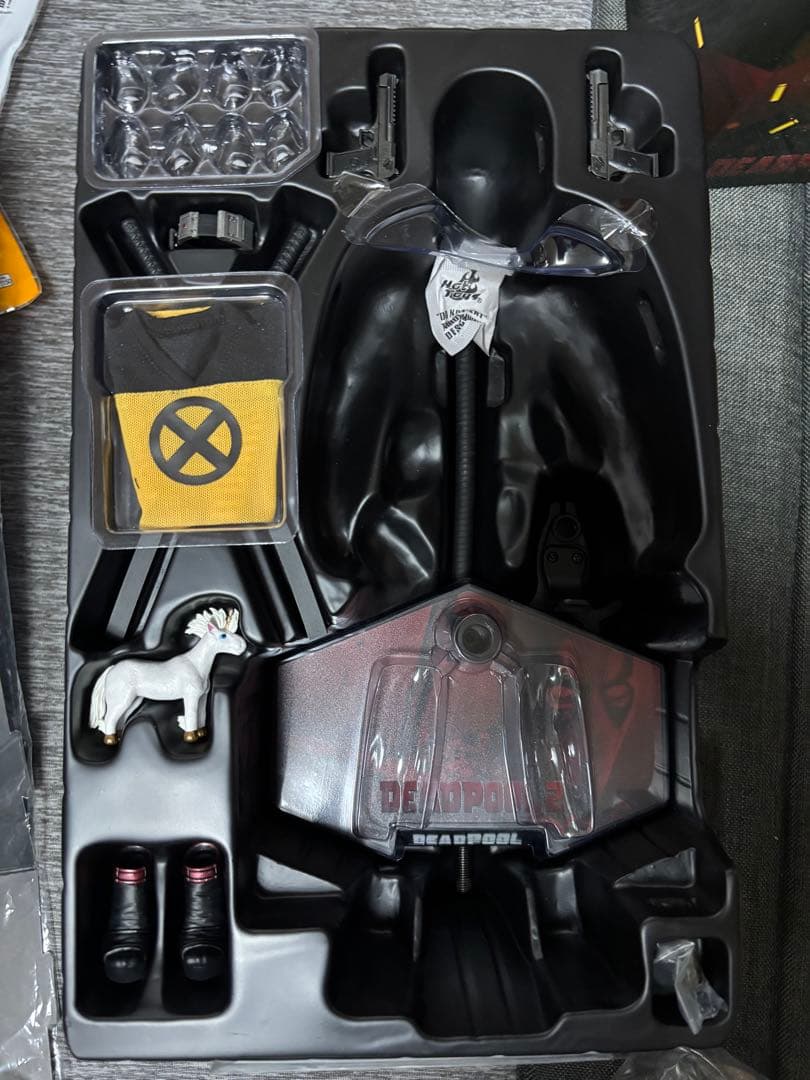 デッドプール　ホットトイズ　デッドプール2