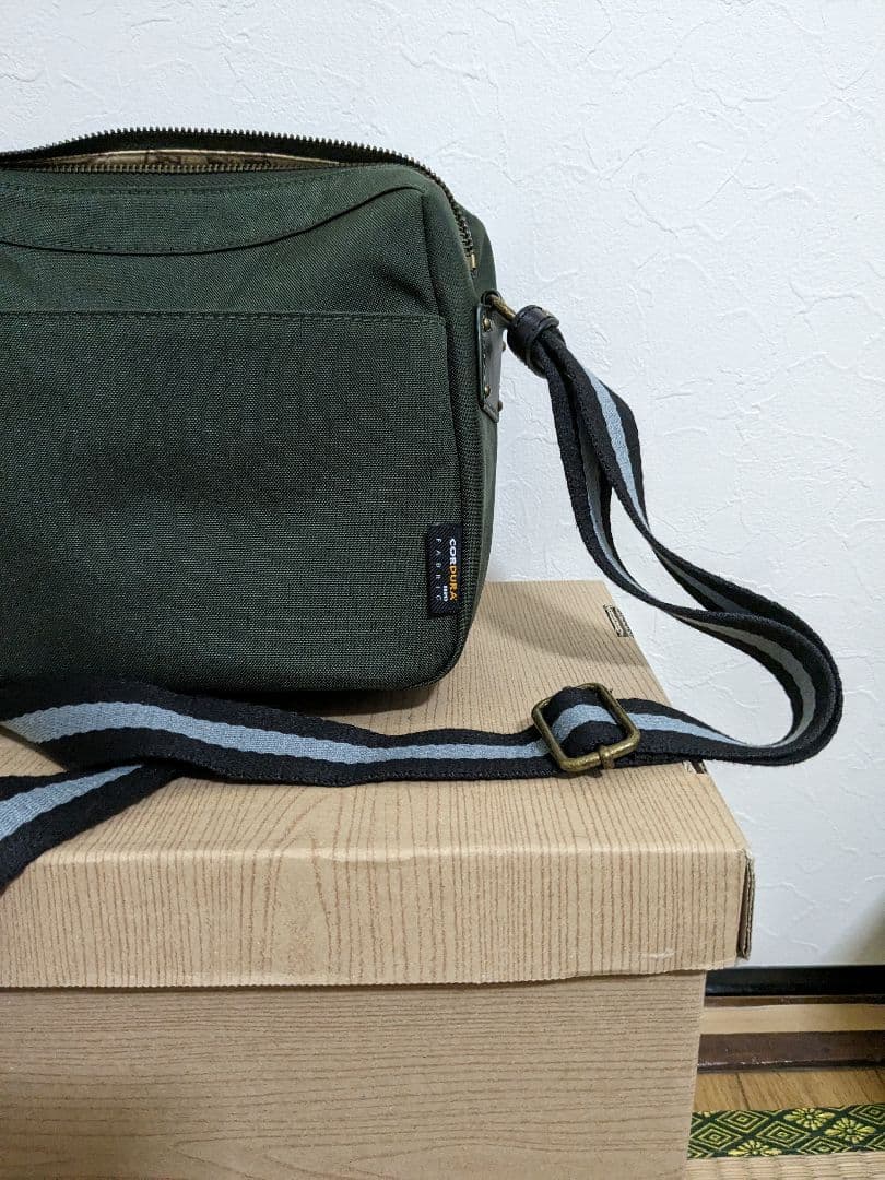 限定版 公式ワンピース ゾロ　　　　　財布&ショルダーバッグセット　　　　販売