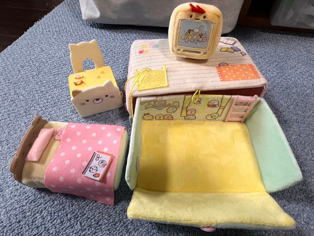 【定価の半額以下　17点】すみっコぐらし てのりぬいぐるみ　家具　まとめ売り