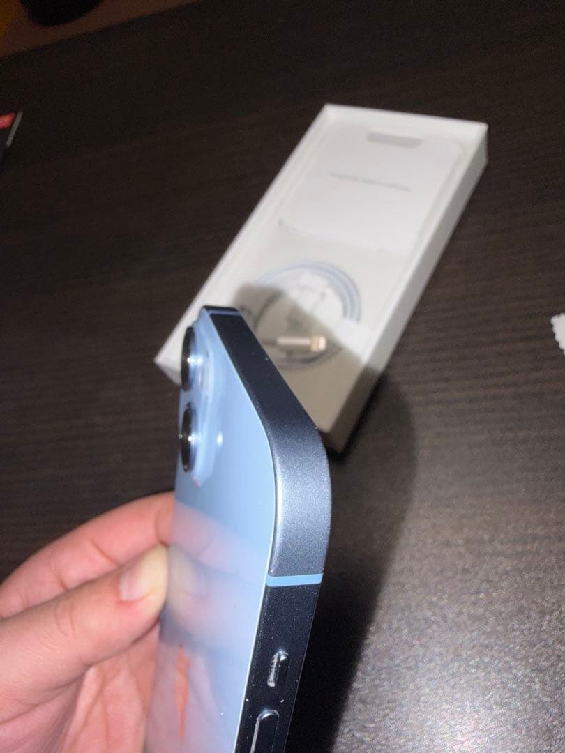 iPhone14 plus ブルー