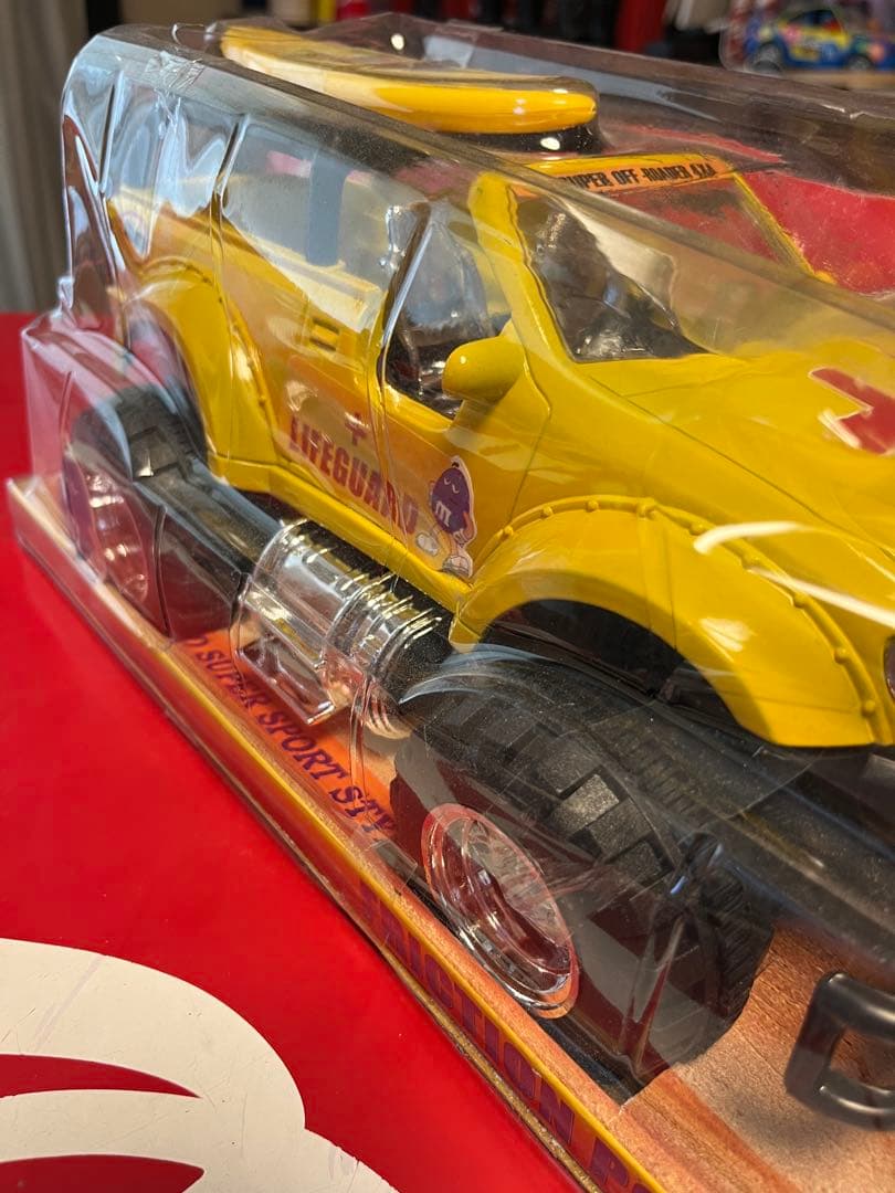 激レア　m&m's ライフガード　車　おもちゃ