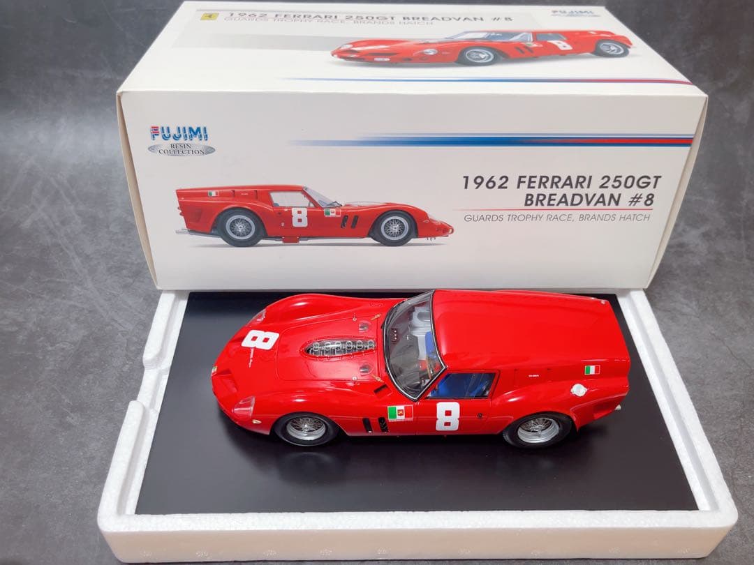 フジミ　1/18 完成品　フェラーリ　250GT BREADVAN 優勝車