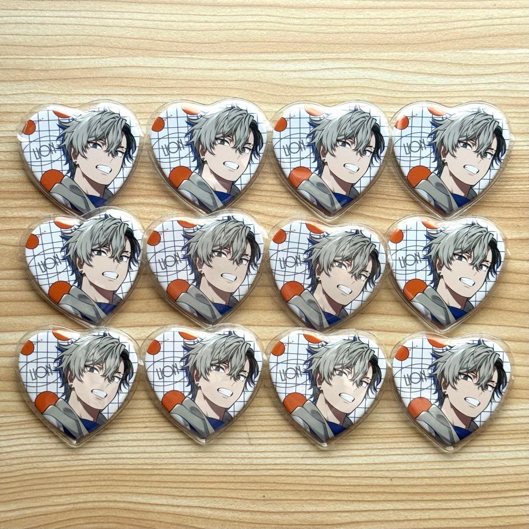 ビバレン　xlamv レオン　缶バッジ　蜜柑