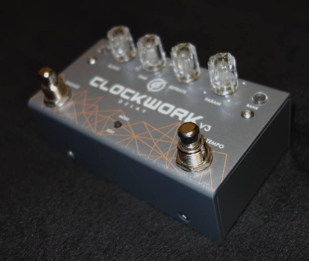 CLOCKWORK V3 ディレイエフェクター