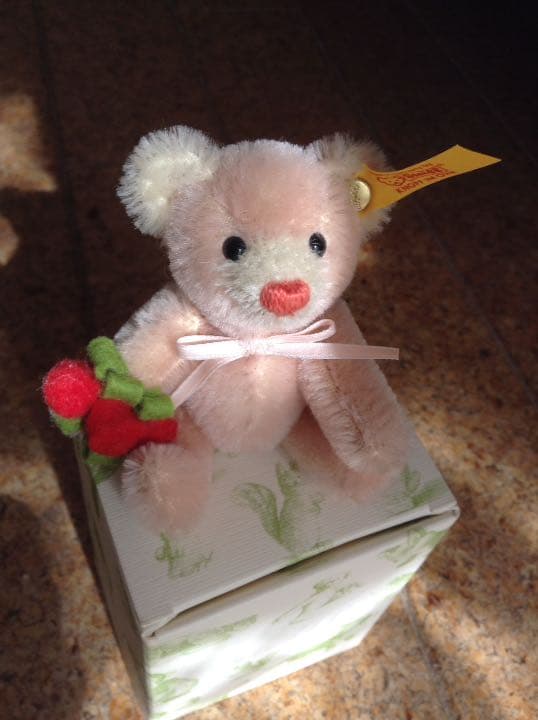 シュタイフ テディベア ローズ プレゼント　バレンタイン
