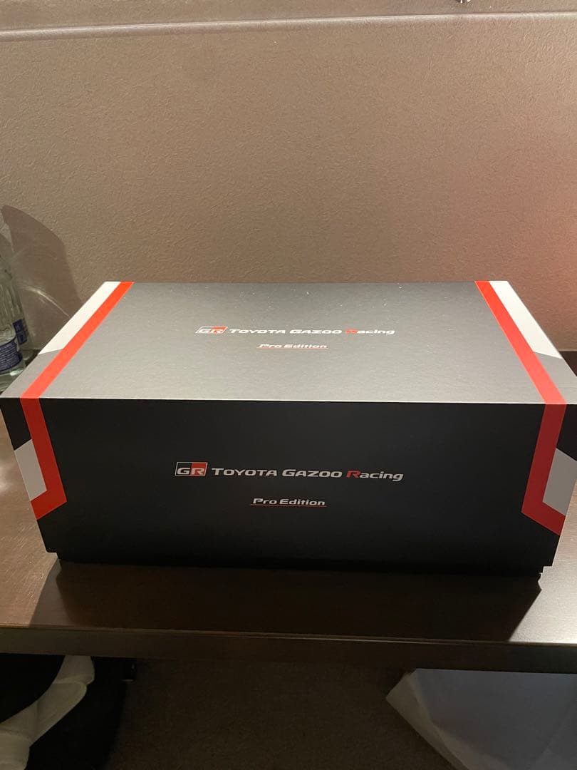 ディーラー専売　Make Up GR86 Pro Edition 1/18