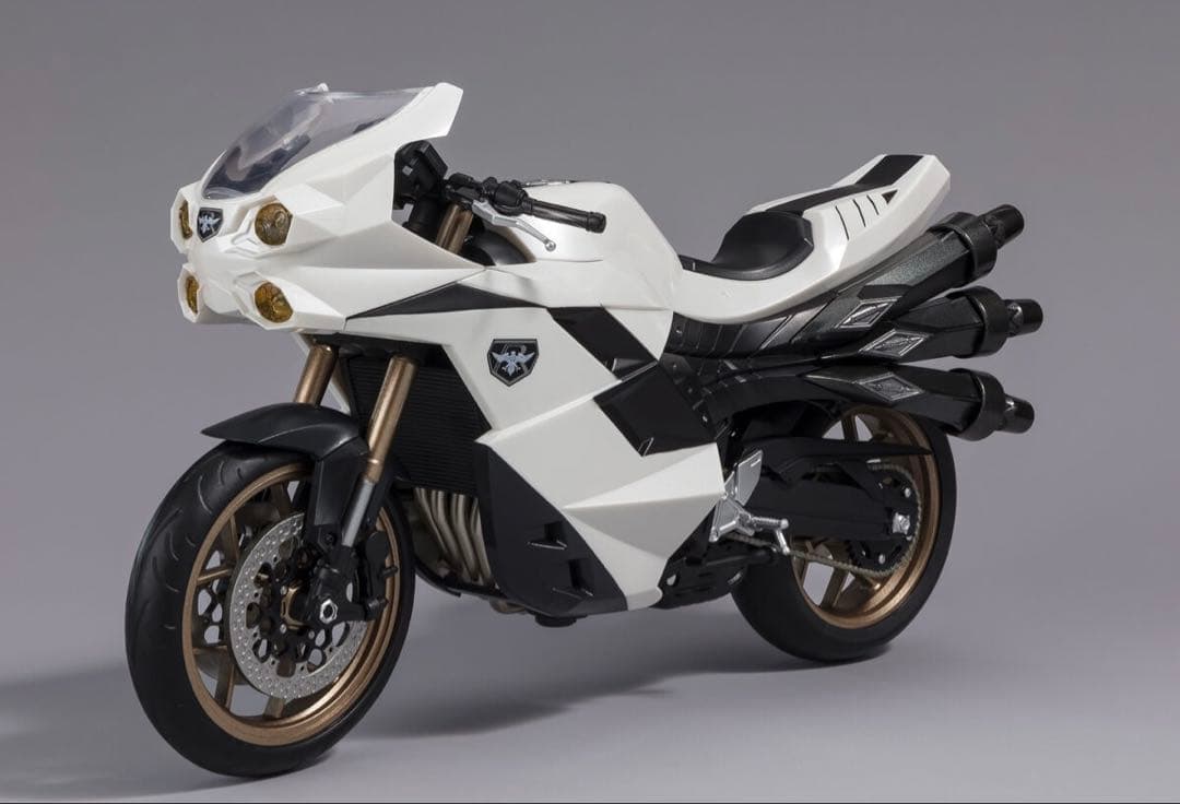 S.H.フィギュアーツ　大量発生型相変異バッタオーグ搭乗用サイクロン号