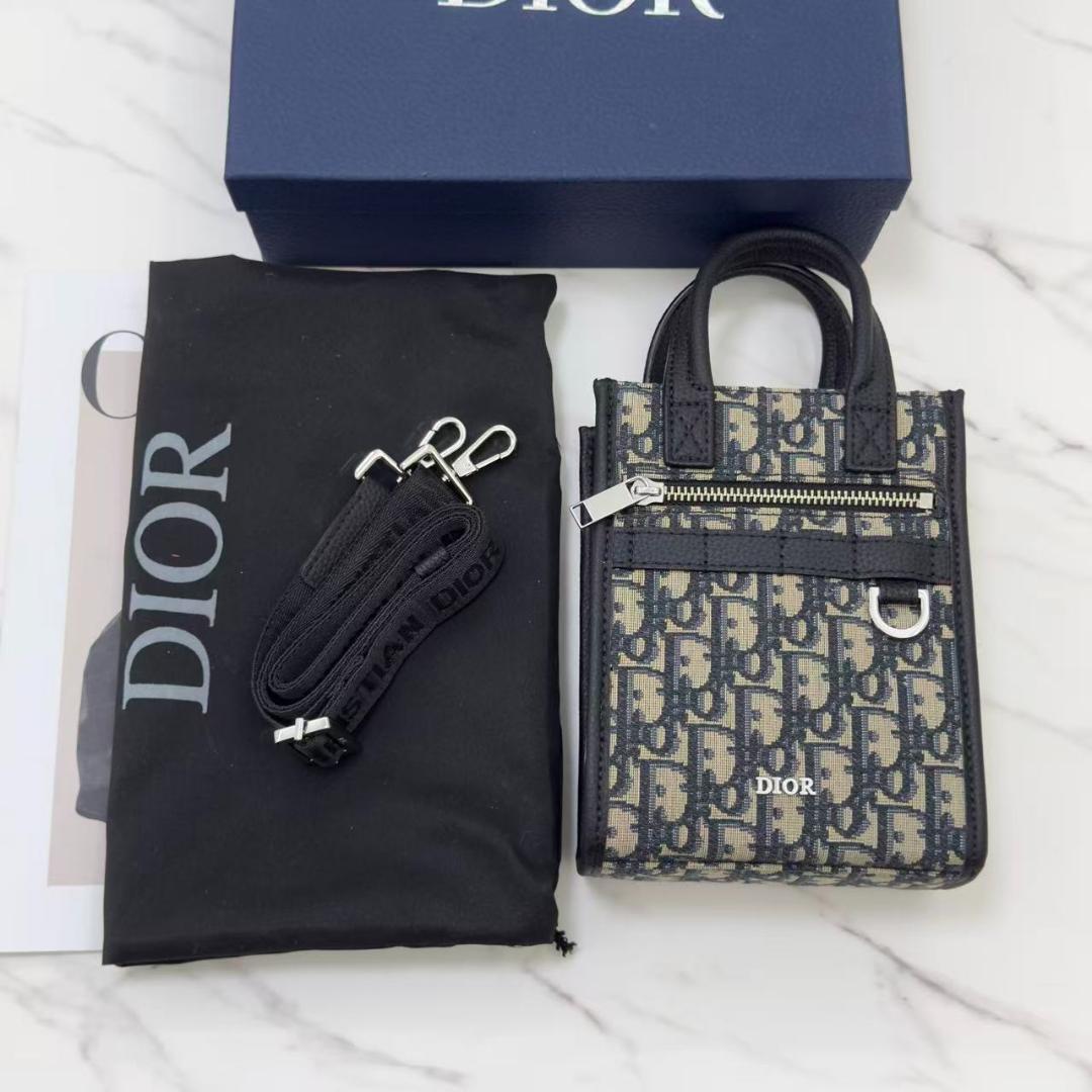 黒です/ベージュ色です ショルダーバッグ