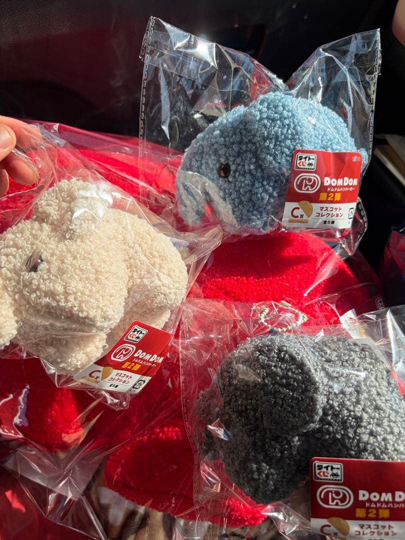 3点　タイトーくじ　ドムドムバーガー　C賞　マスコットおかゆ　ふじさん　すみさん