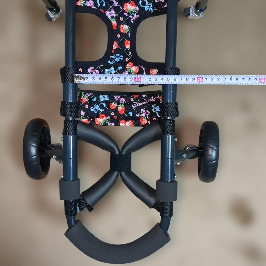 ワンちゃん4輪　リハビリ　食事補助　犬用車椅子　介護用　犬の歩行器