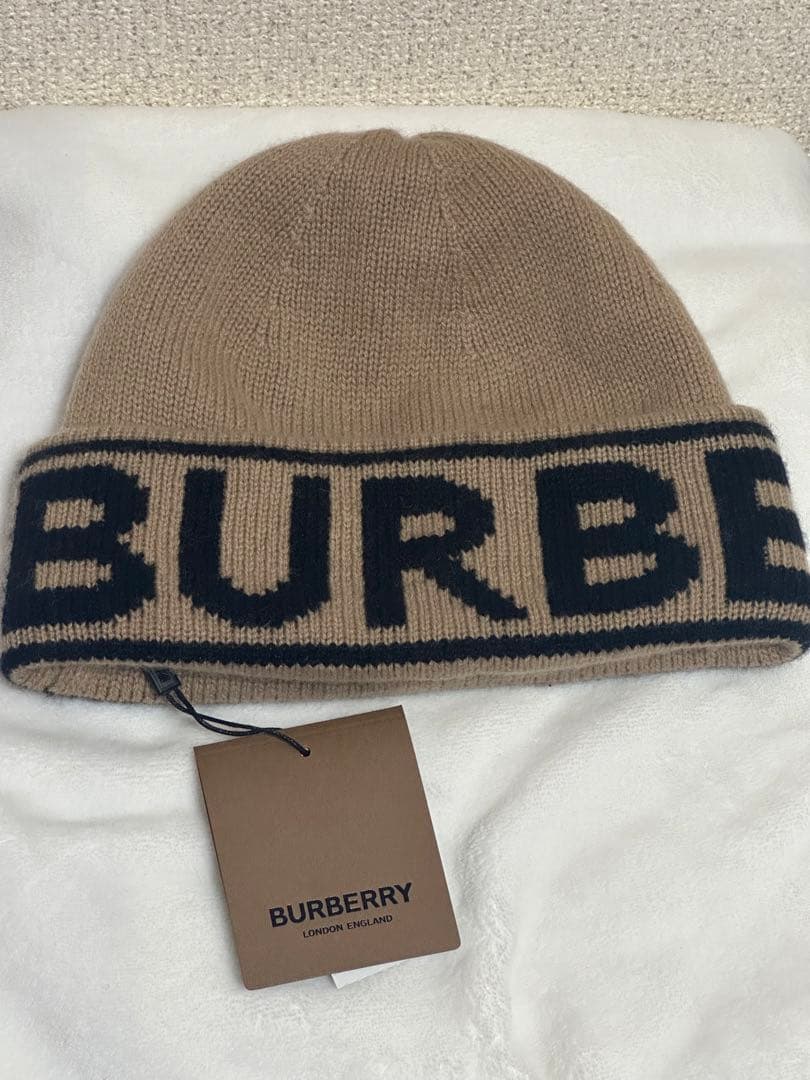 BURBERRY ロゴ入りニット帽 ベージュ