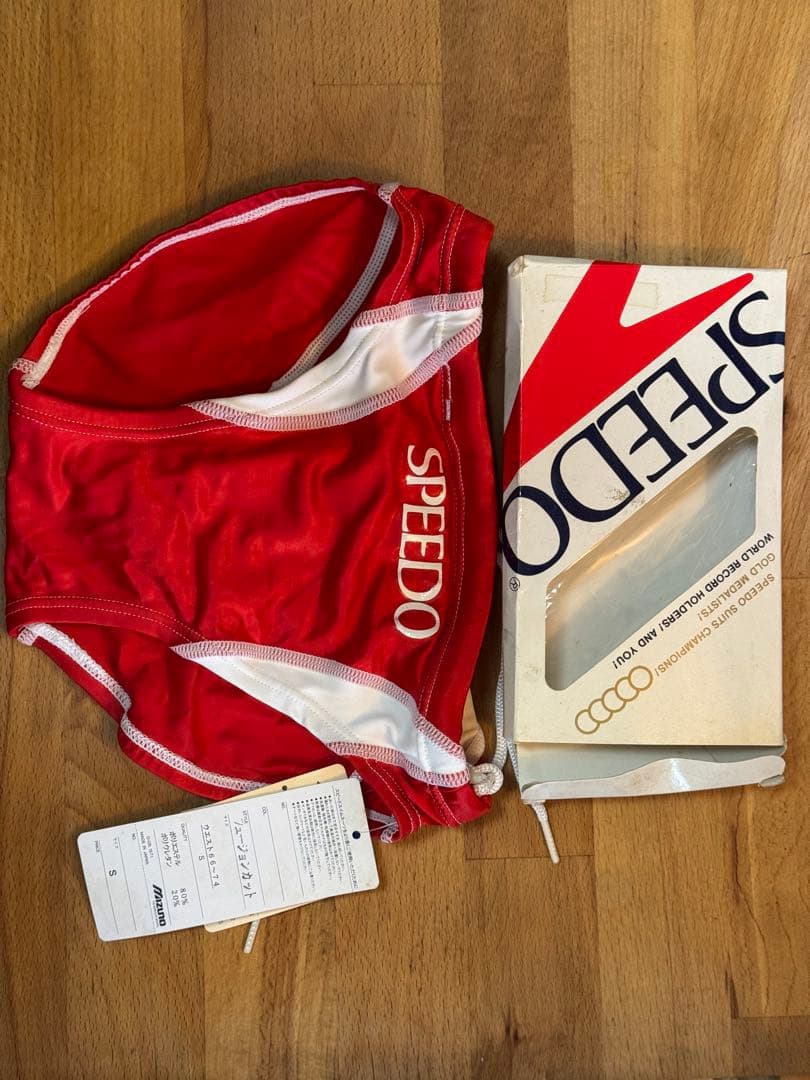 SPEEDO 競泳水着 赤 S サイズ RESCUE