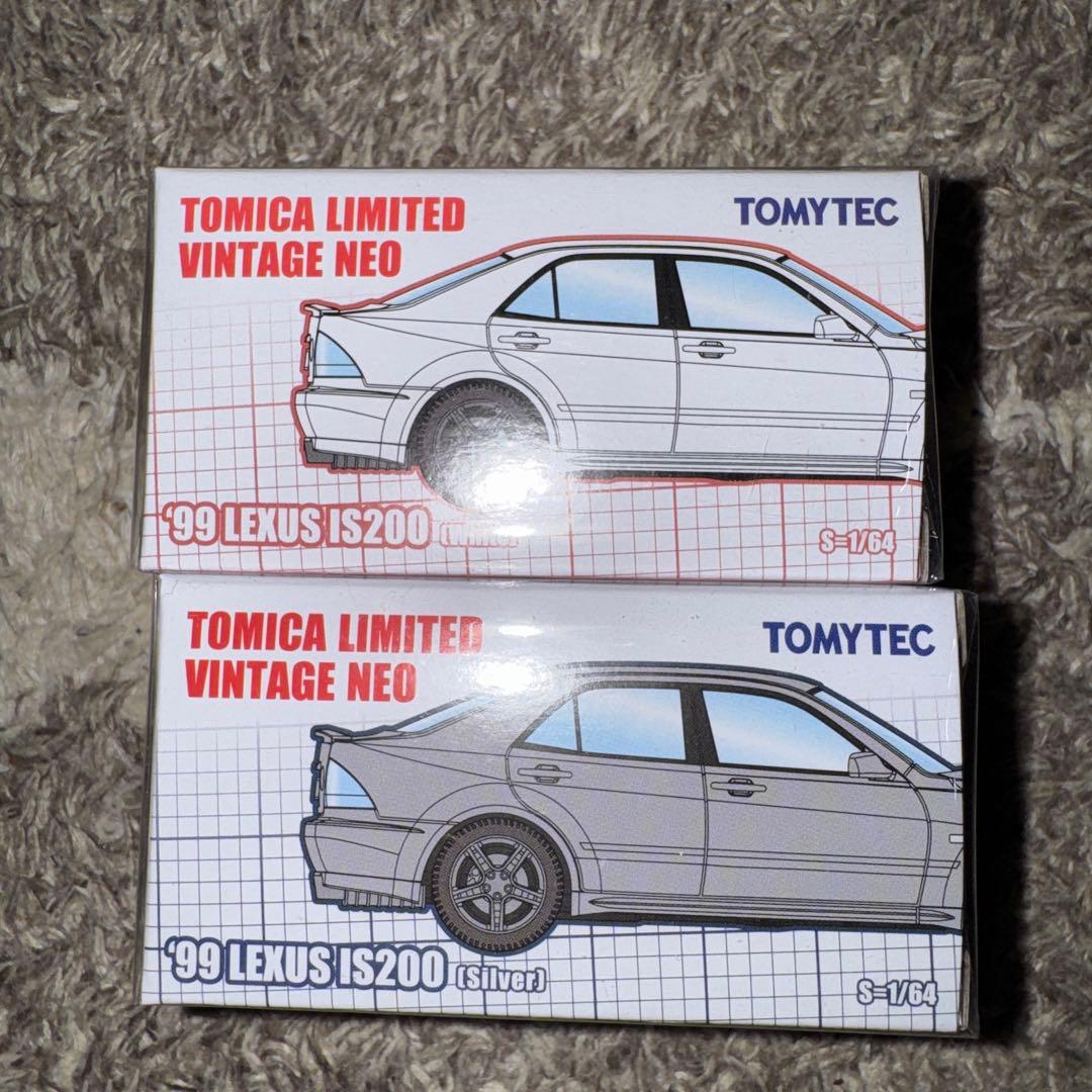 【絶版】トミカ リミテッドビンテージ ネオ 99レクサス IS200 2台セット