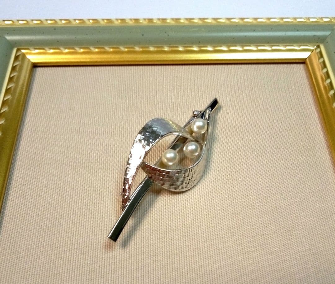 MIKIMOTO シルバー リーフ型 ヴィンテージブローチ