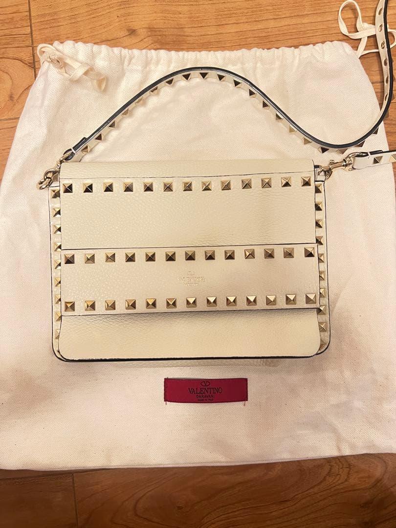 Valentino スタッズ付きショルダーバッグ