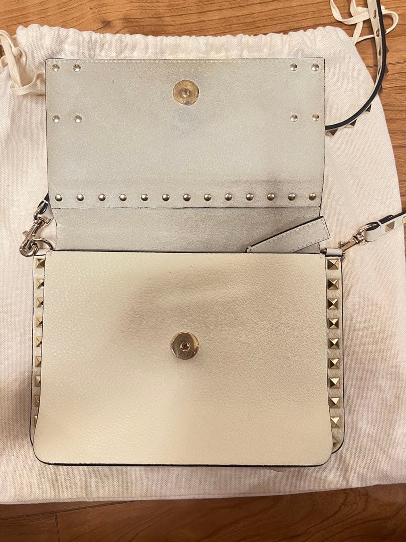 Valentino スタッズ付きショルダーバッグ
