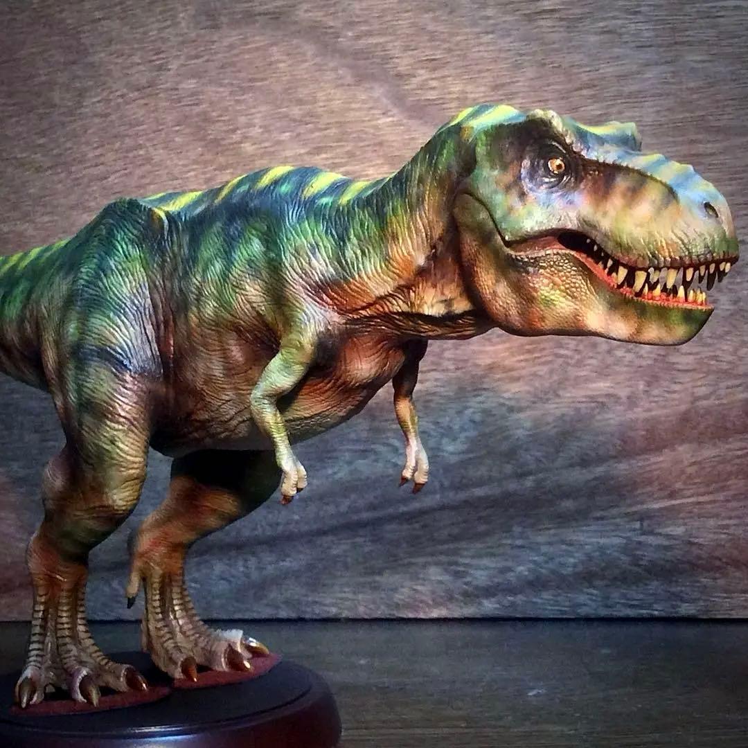ティラノサウルス ガレージキット完成品！　恐竜
