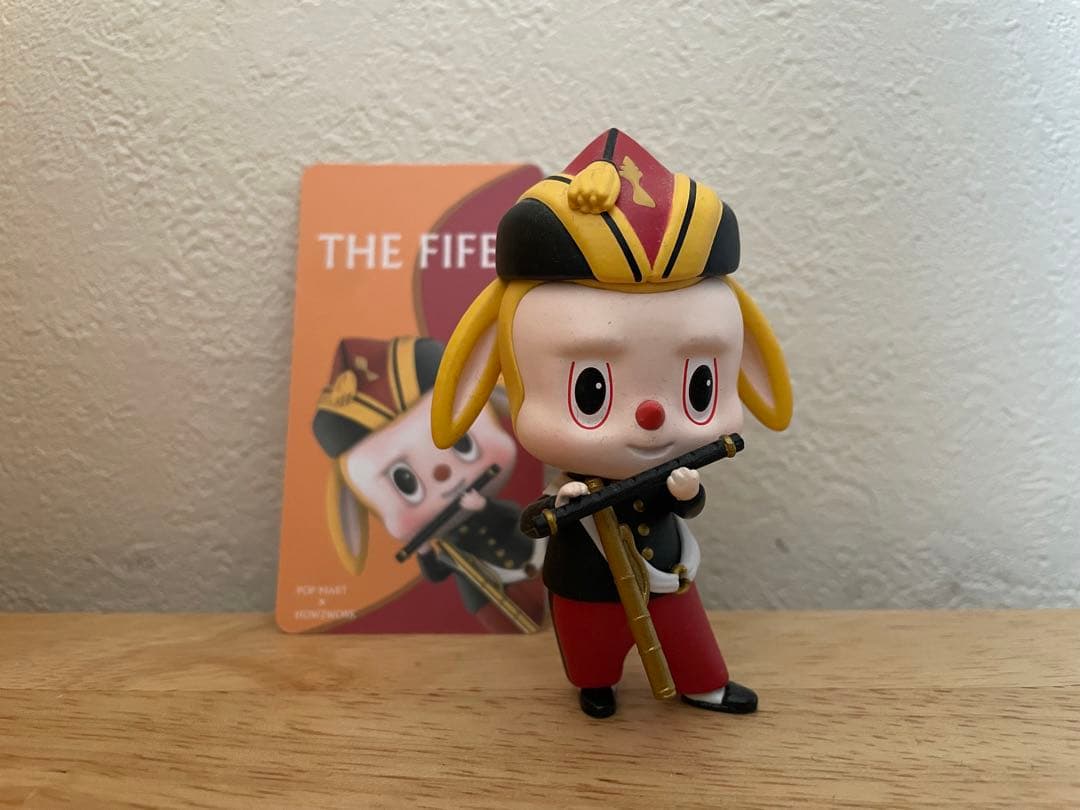 POPMART LABUBU アートシリーズ 笛を吹く少年