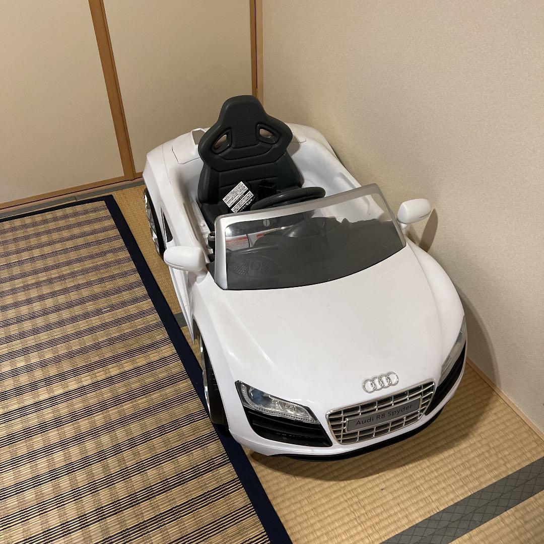 子供用　乗り物　Audi  値下げ中！